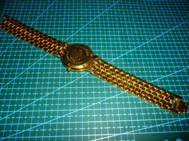 UNISEX SWISS MADE 18K GOLD PLATED SWISTAR DRESS WRISTWATCH NEW WITHOUT TAGS.