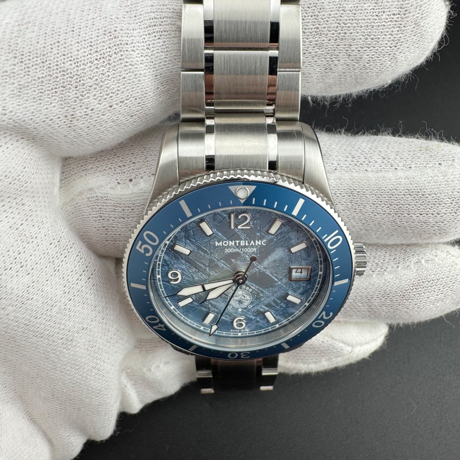 MONTBLANC Iced Sea 0 Oxygen REF 134022 38mm Blue Dial Diver’s Watch Box Warranty
