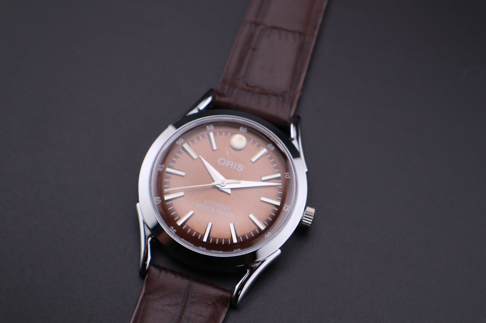 Oris Vintage Hand Winding Mechanical 17 Jewels Men’s Wrist Watch – Swiss Made