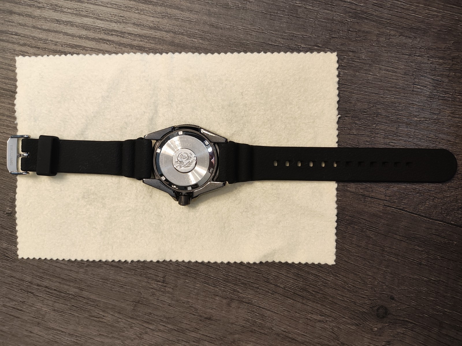 Seiko Prospex Samurai Men’s Black Watch – 4r35-01v0 – With Extra Band