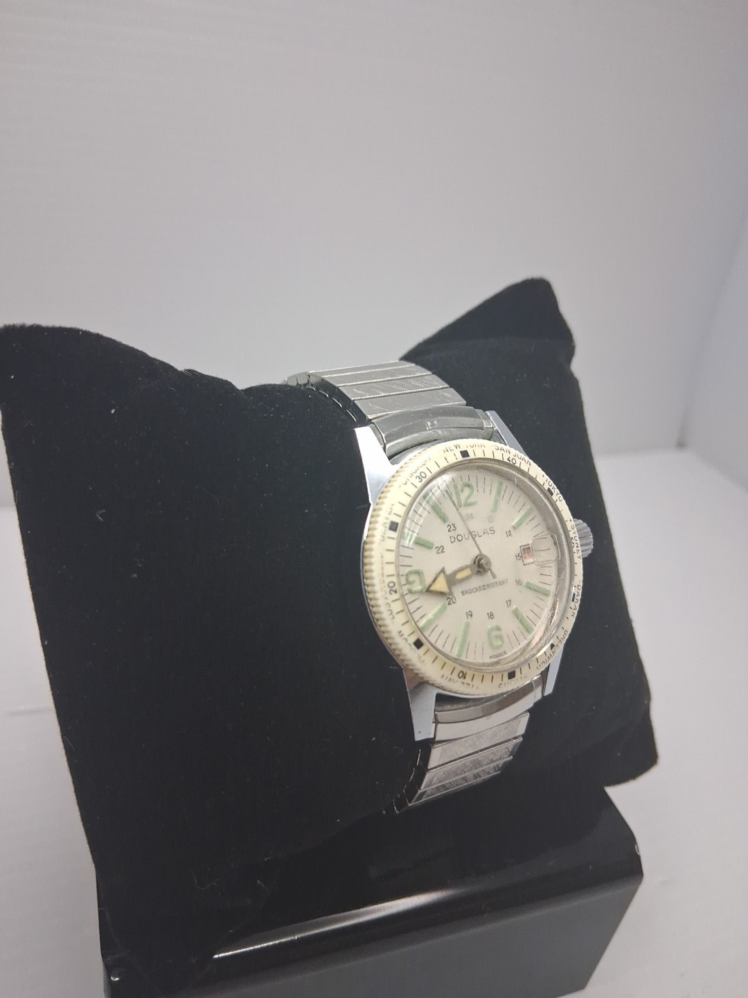 Vintage Douglas France Mechanical Watch 31mm WORKS