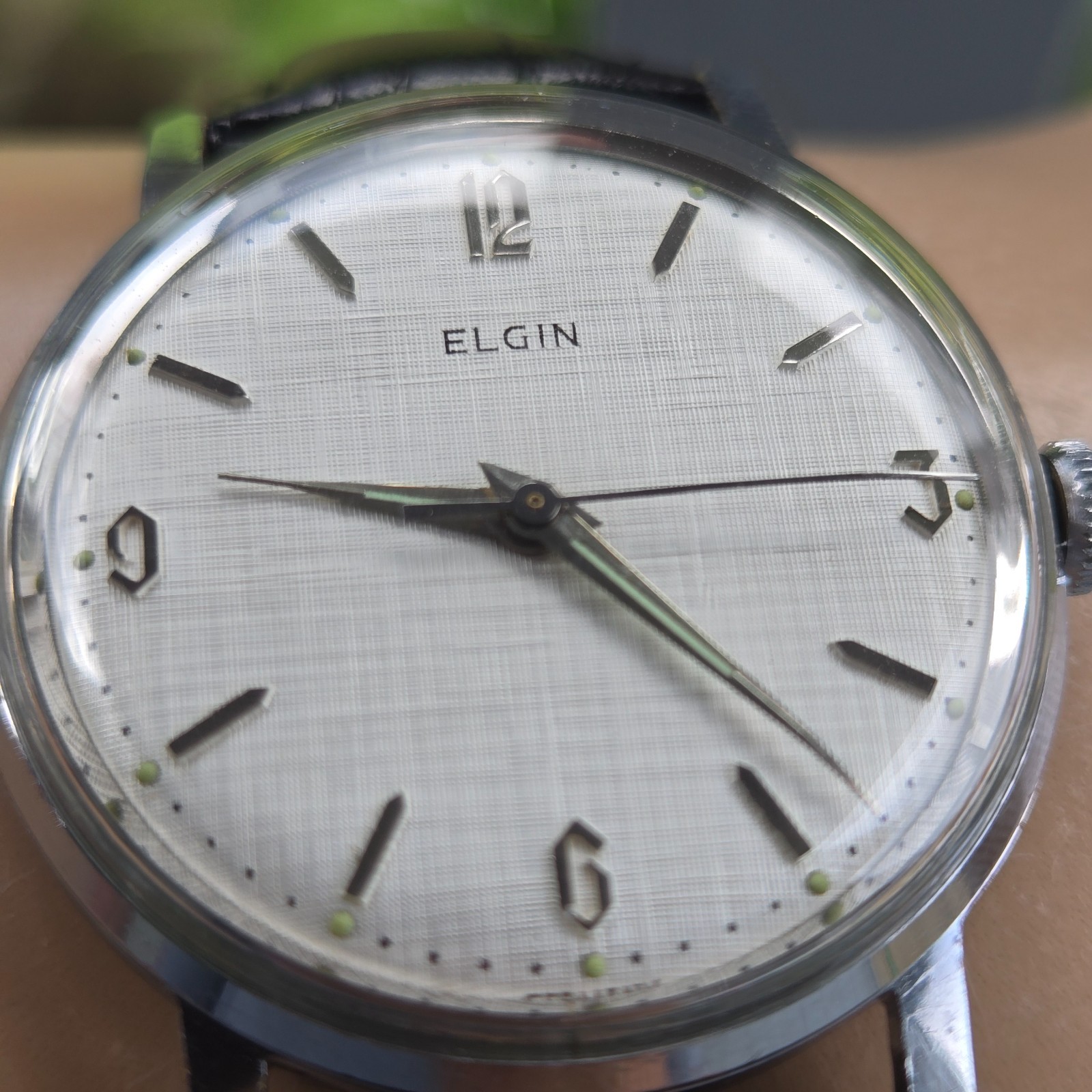 Vintage ELGIN men’s manual wind watch Linen dial Germany 1960s