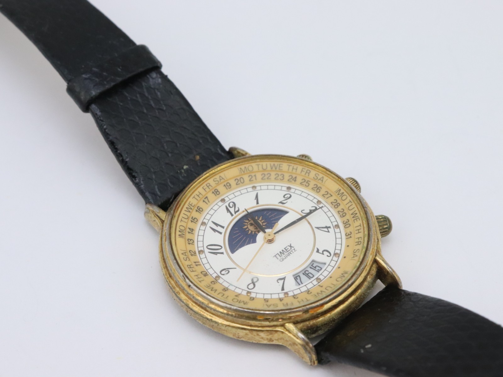 Timex Quartz Calendar Dial Day Date Watch Moon Phase NOT WORKING SEE DESCRIPTION