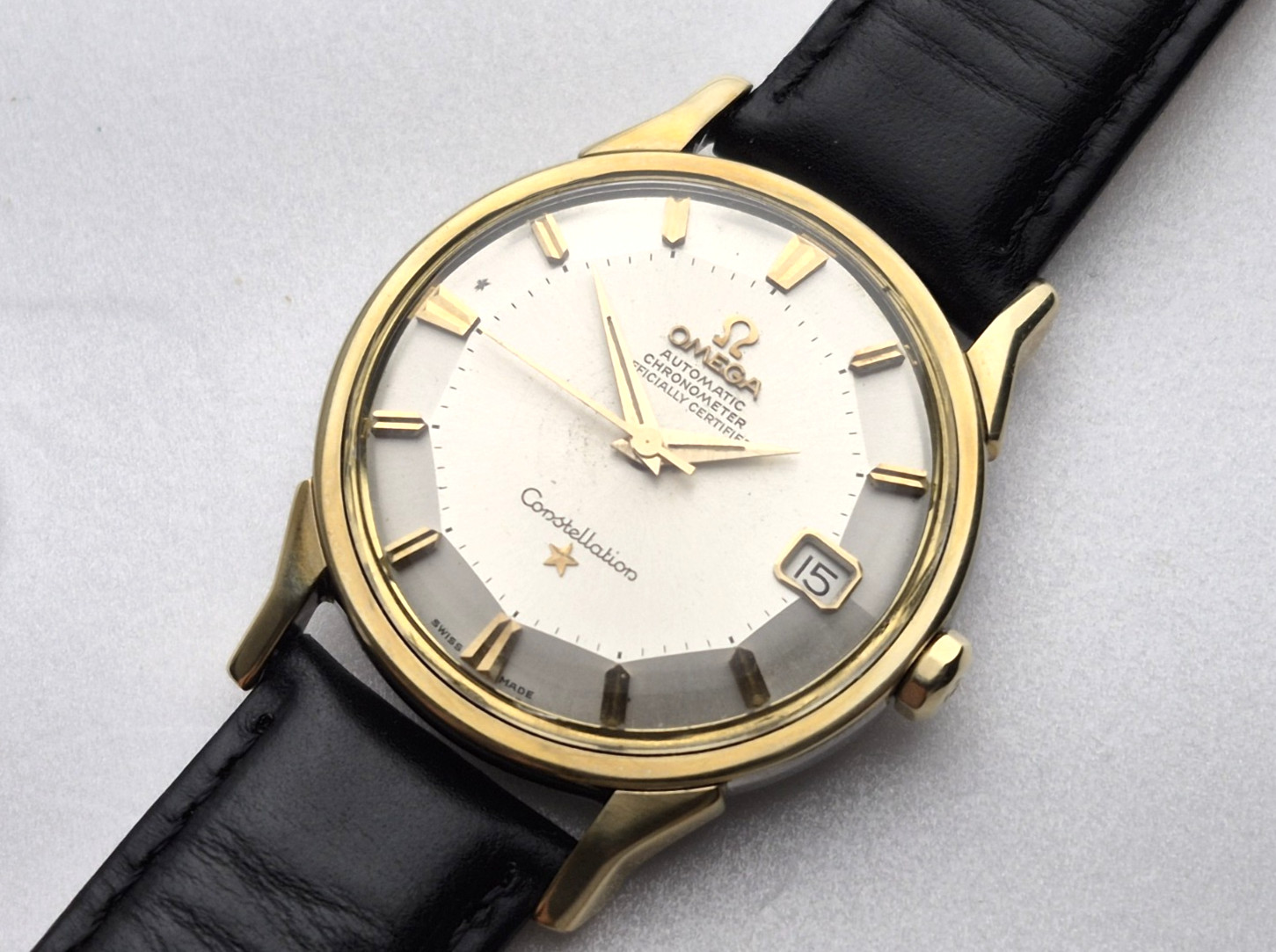 Vintage 14K / SS Omega Constellation Pie-Pan 168-005 caliber 561 .SERVICED.