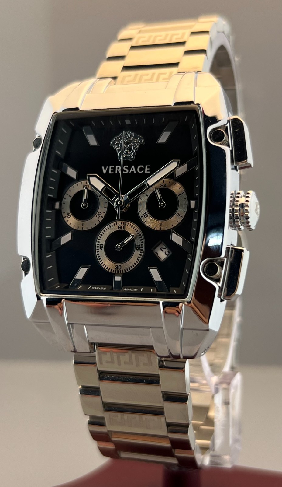 Vintage Men’s Versace Dominus Chrono Quartz Black Dial Sub-Sec/Date Wristwatch