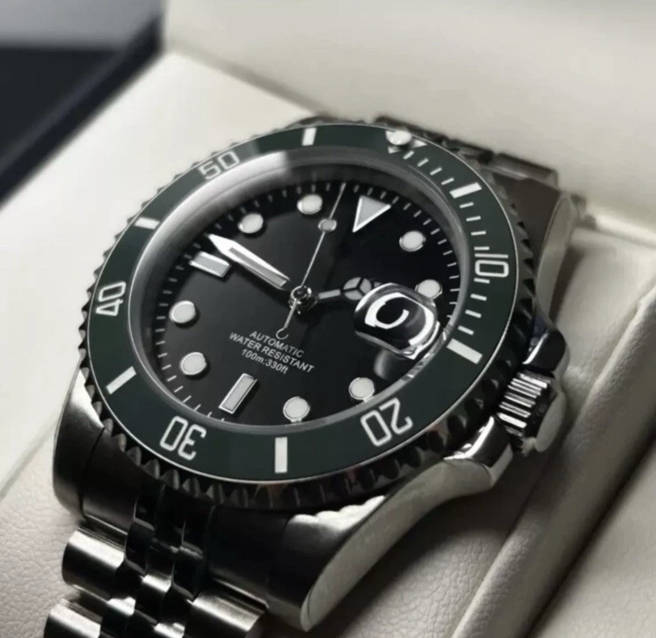 Custom 40mm Green Sub Style Mod Watch Jubilee Band w/ NH35 Automatic