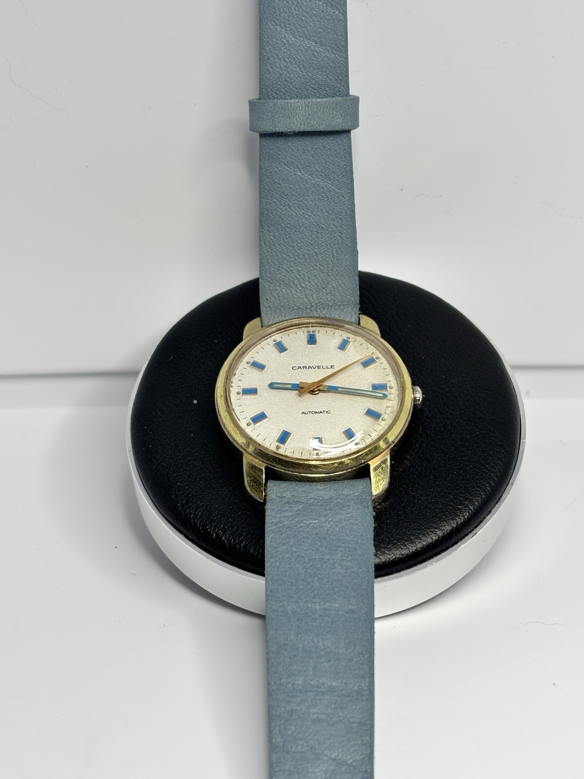 Vintage 1972 Caravelle Bulova Automatic Watch Blue Markers RUNS PERFECT NewBand