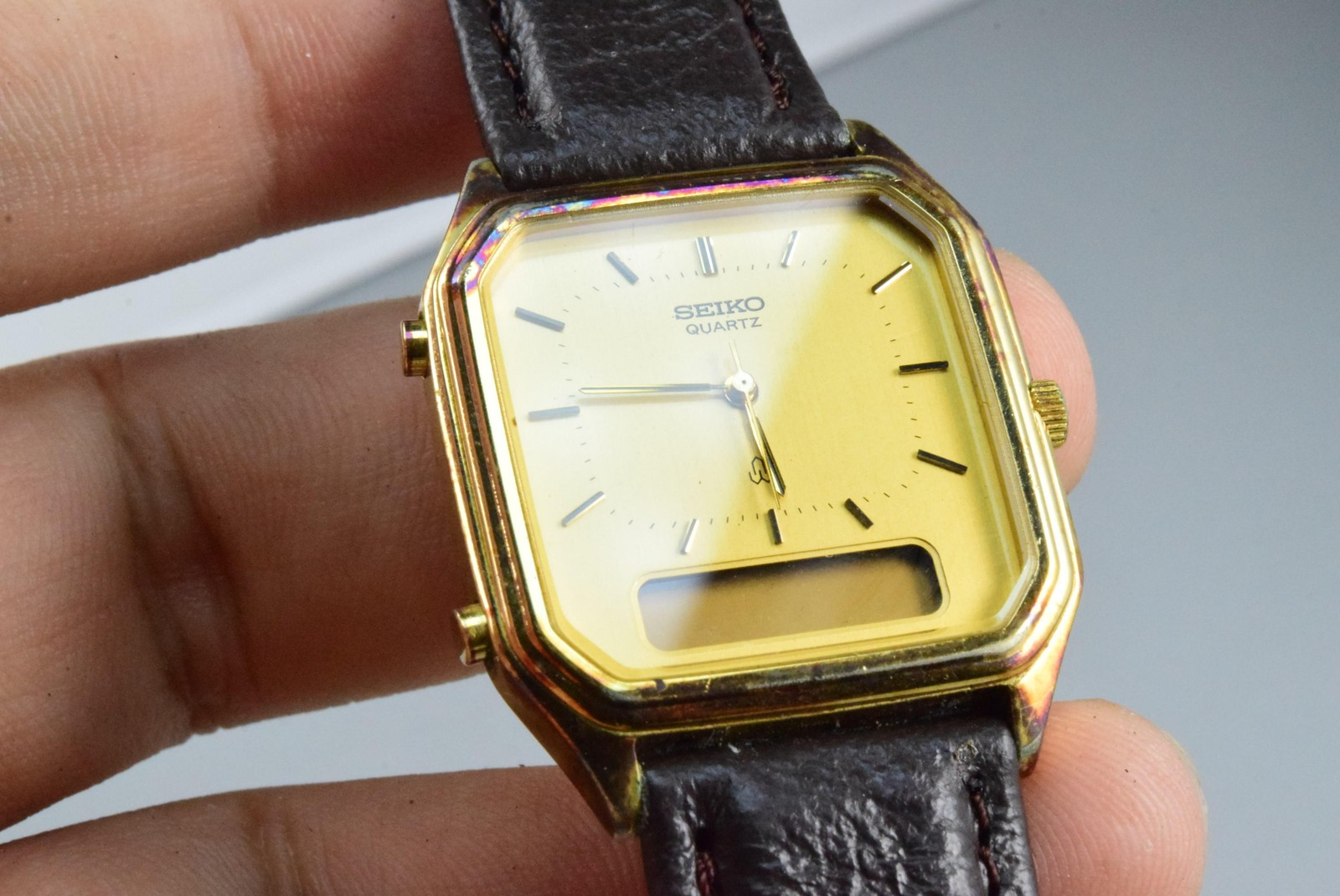 Vintage watch Seiko Gold Plate H449-5070 LCD DIGITAL Men Quartz Octagonal 31mm