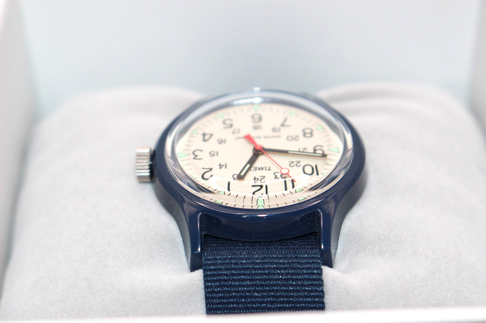 TIMEX Original Camper TW2U84200 36mm Ivory x Navy Resin Polycarbonate Unisex