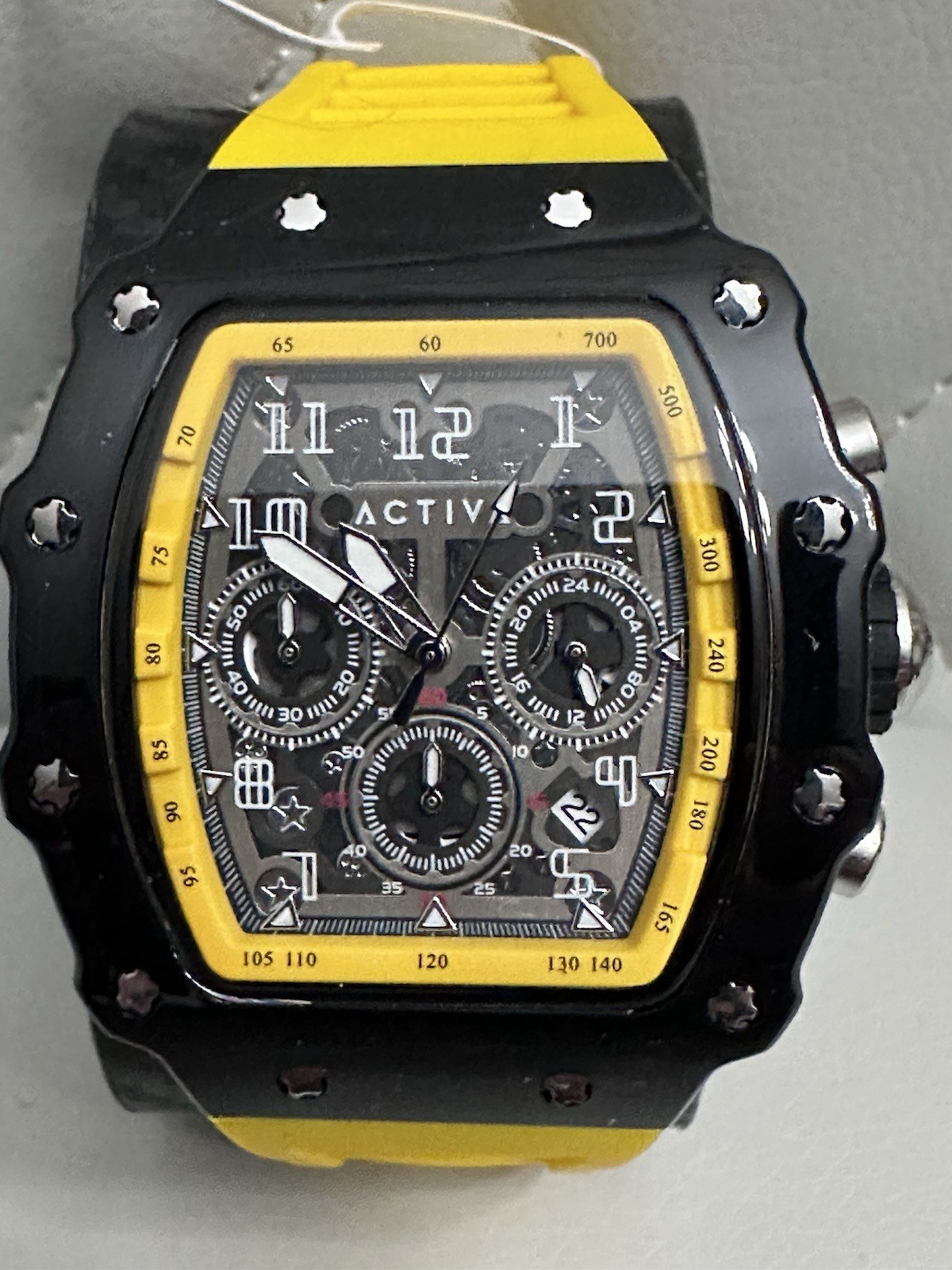 Activa Racing Analog Date Wristwatch Yellow Black Rubber Strap Plastic Case