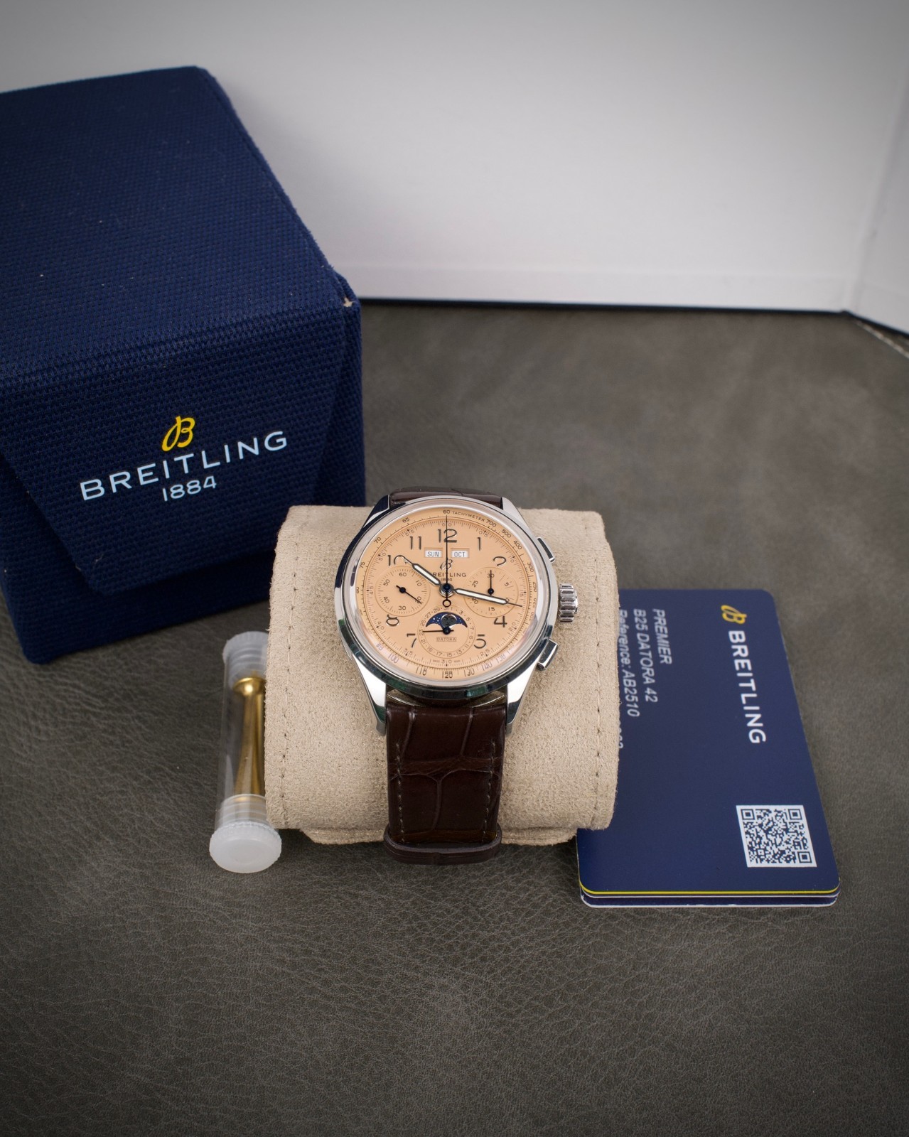 Breitling Premier B25 Datora AB2510201K1P1 2025 Papers CLEAN Steel Salmon Moon