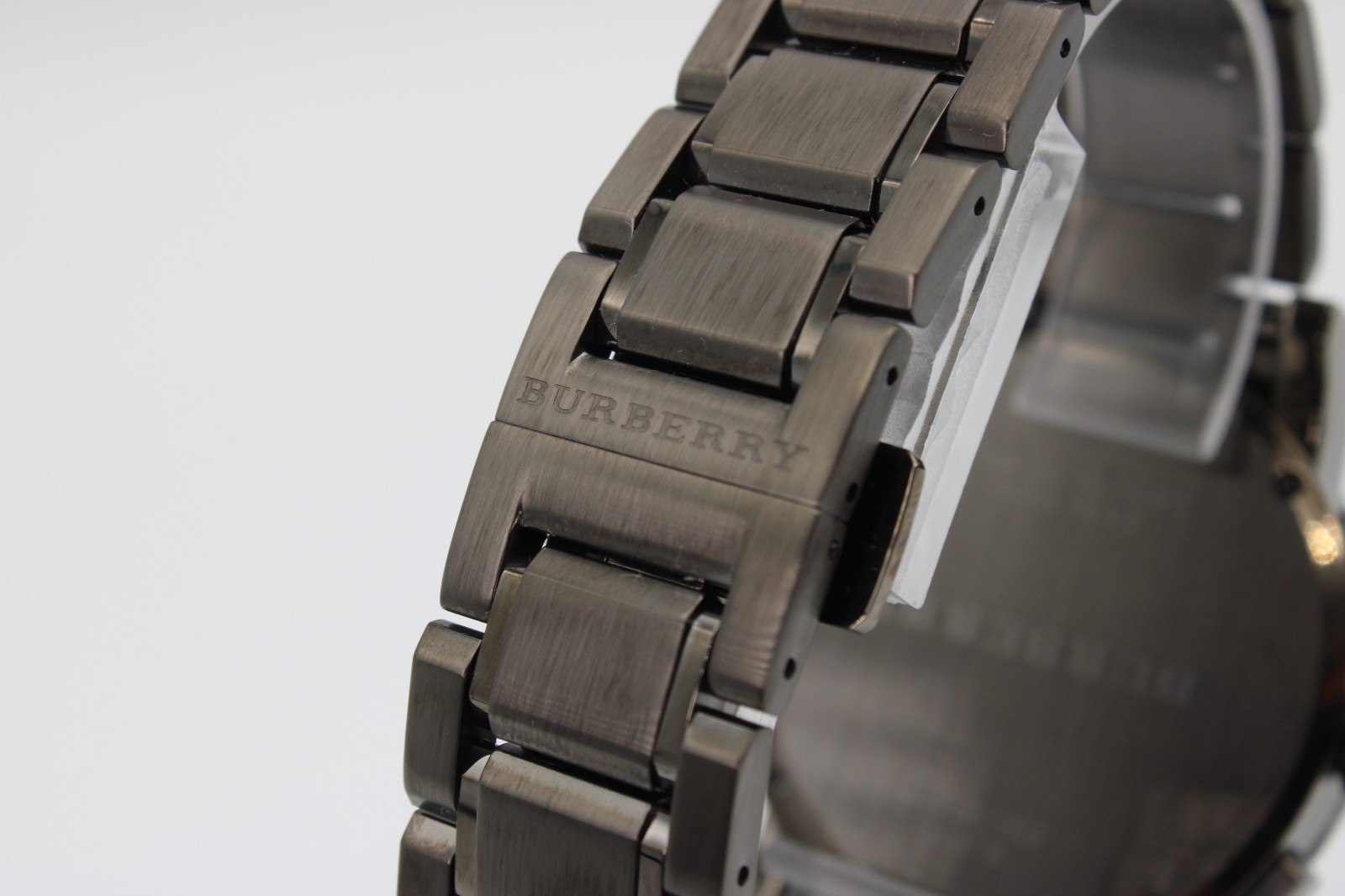 BURBERRY The City BU9354 Dark Gray Men’s Watch 42mm