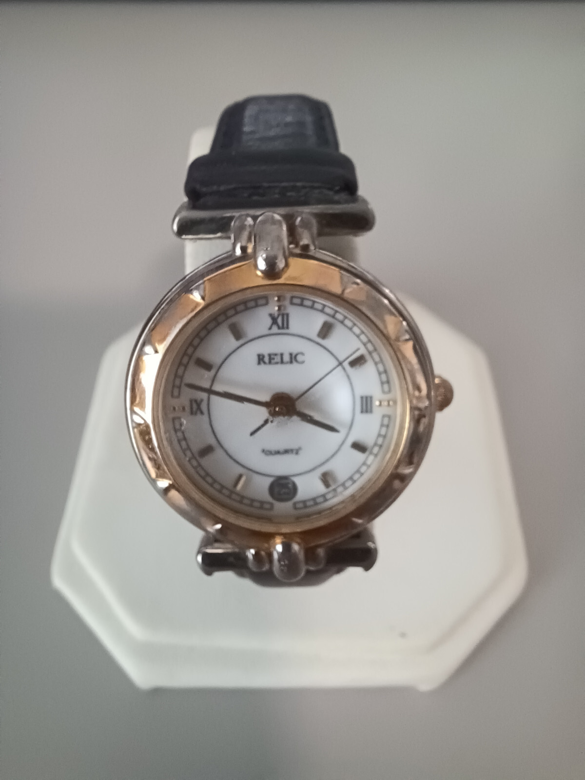 Relic Watch Women Silver Gold Dual Tone, Date, NEW BATTERY 8.5″ in length