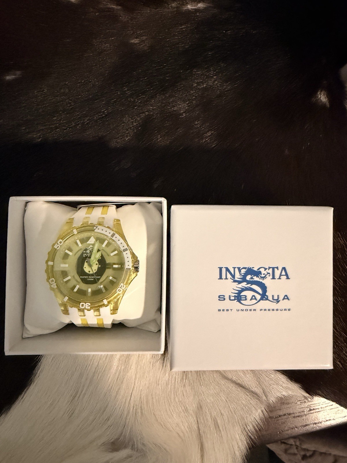 Invicta Subaqua Men’s Watch Model 69451 – 44mm Green & Gold