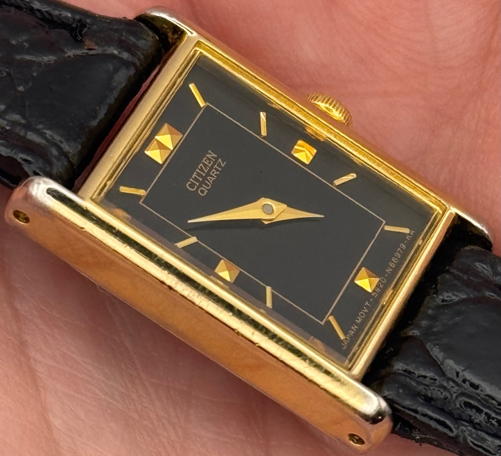 1988 Vintage Citizen Women’s Black Sector Dial Tank Watch – 5930 Quartz – RUNS!