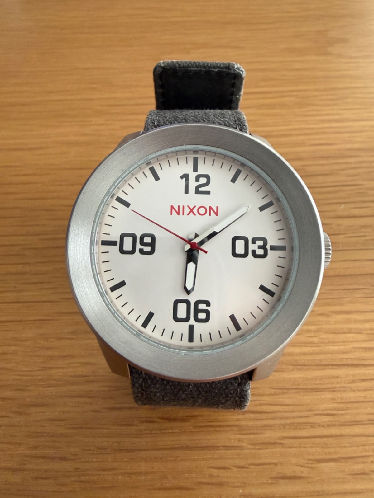 Nixon The Corporal Mens 48mm Silver Tone Watch Gray Canvas Leather