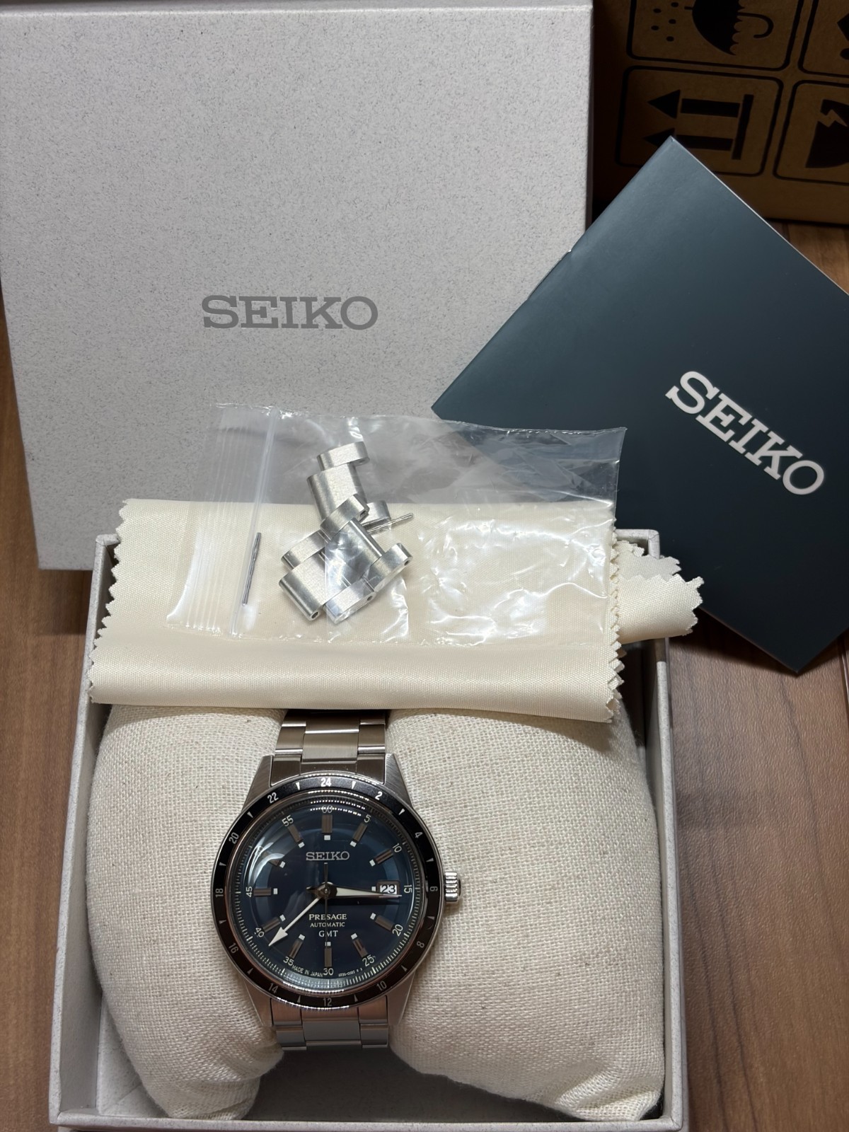 SEIKO PRESAGE GMT 4r34-oobo