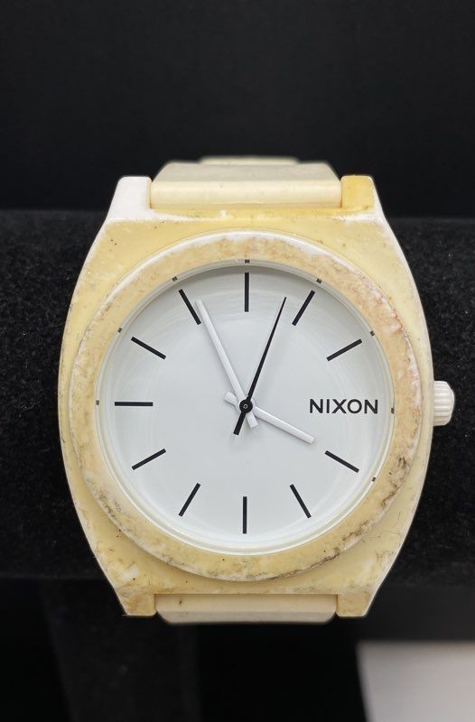 Nixon The Time Teller P Minimal Quartz Watch Cream Polycarbonate 40mm