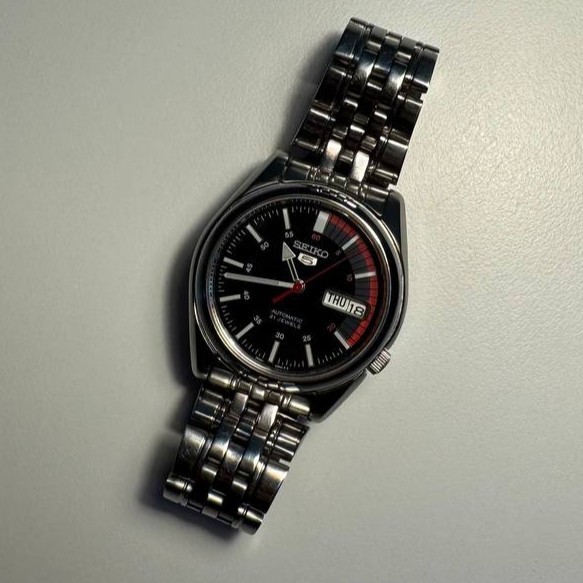 Seiko 5 7S26-01V0 Automatic Men’s Watch Black Racing Dial