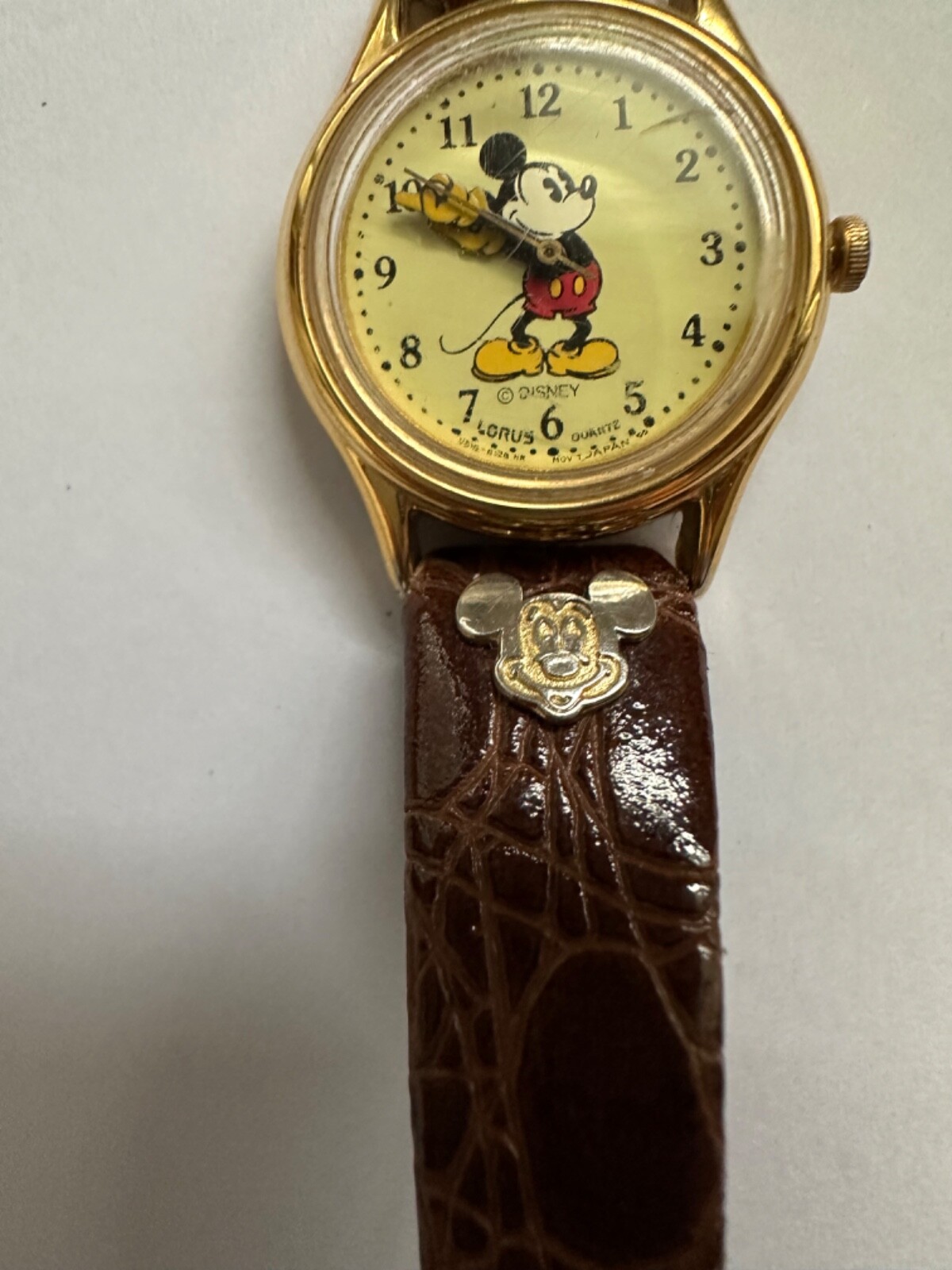 Lorus Disney Mickey Mouse watch. V515-6080 A1 ca. 1990s see description