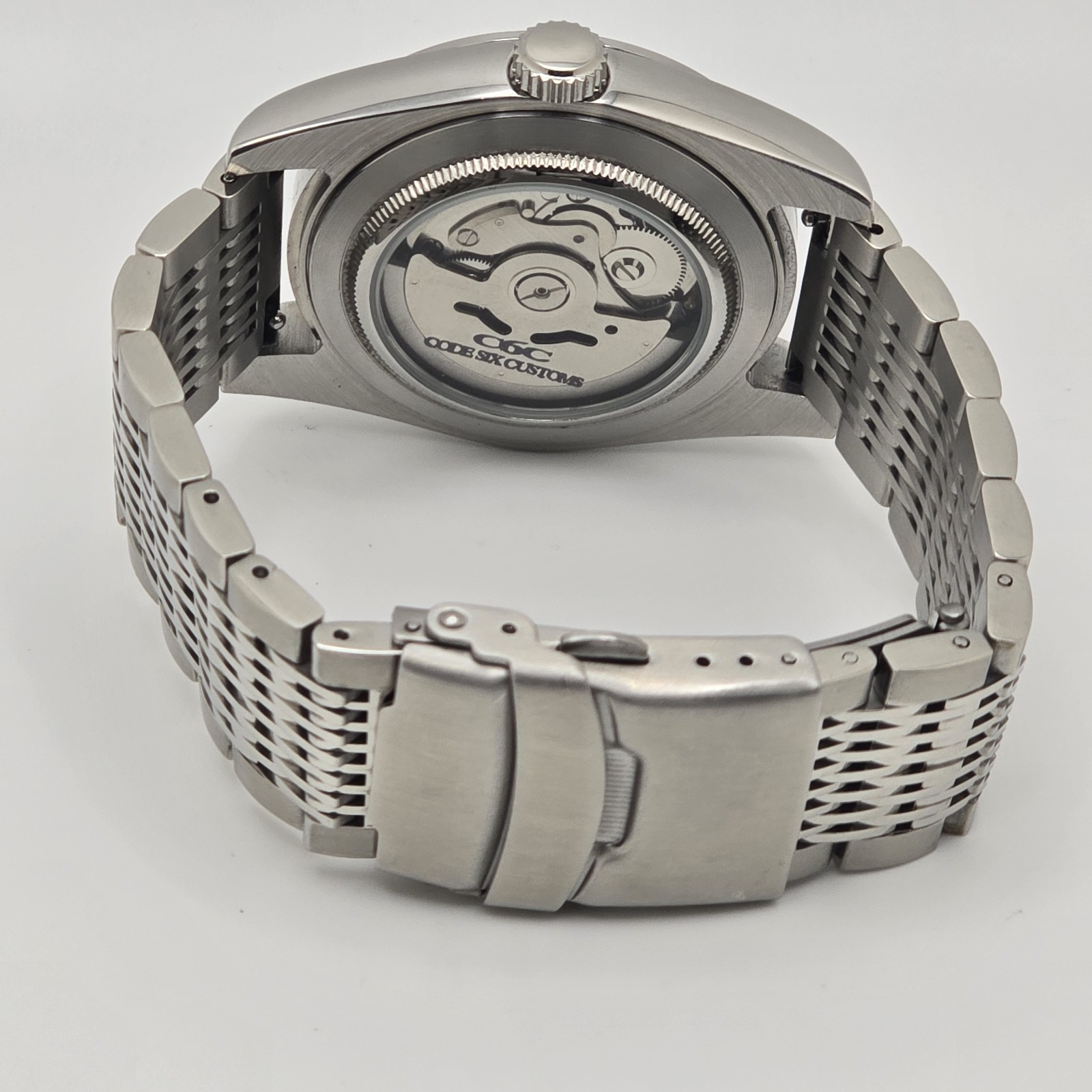 Custom-Built Automatic Watch – 39mm Polished Oyster-Style Mother-of-Pearl