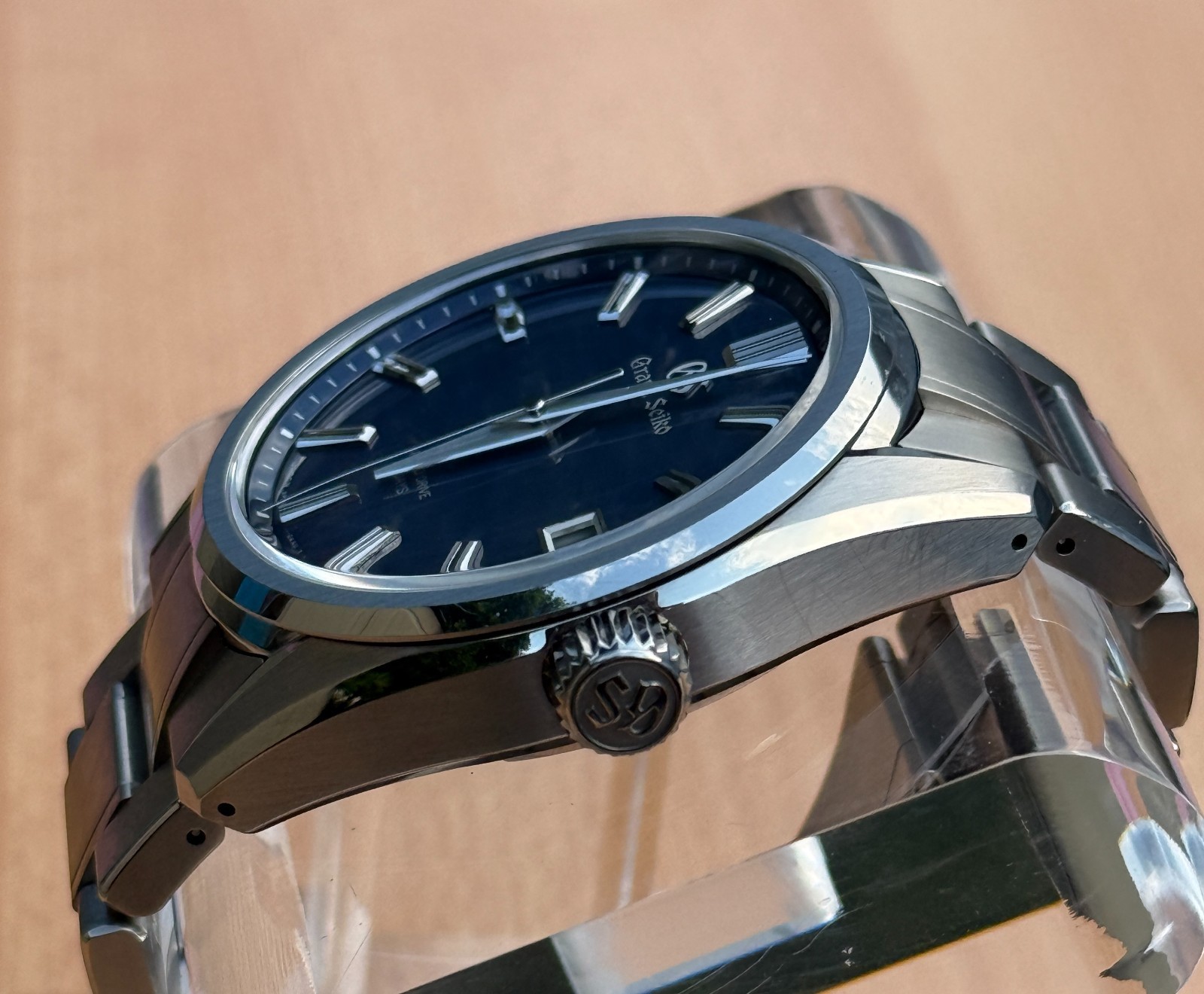 2025 Grand Seiko Evolution 9 “Lake Suwa” Spring Drive Titanium Blue Dial 40MM