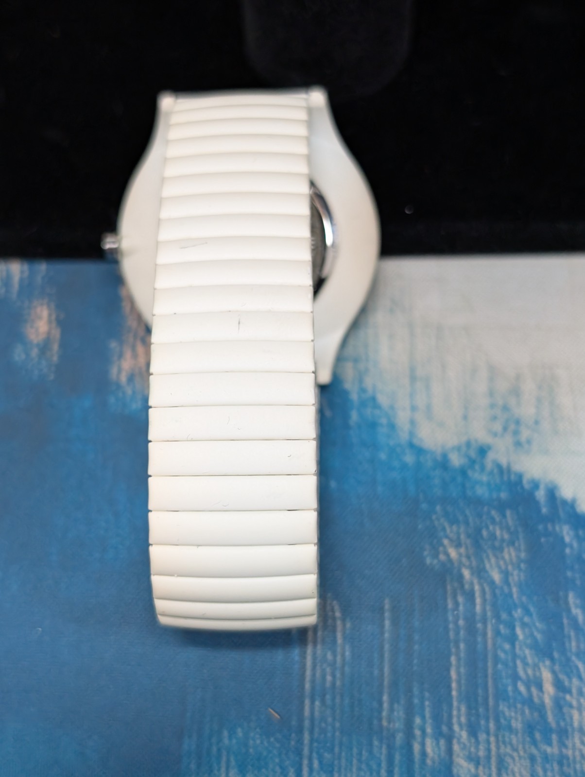 Isaac Mizrahi Live! Watch. Silicone Strap One Piece. No Box Untested As-Is
