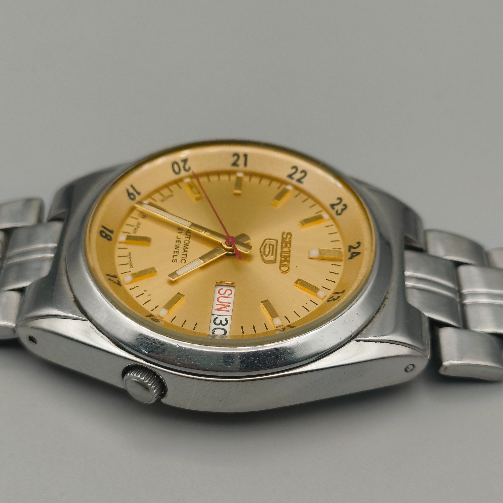 Vintage Seiko 5 Automatic 7S26 Golden Railway Time Watch Japan