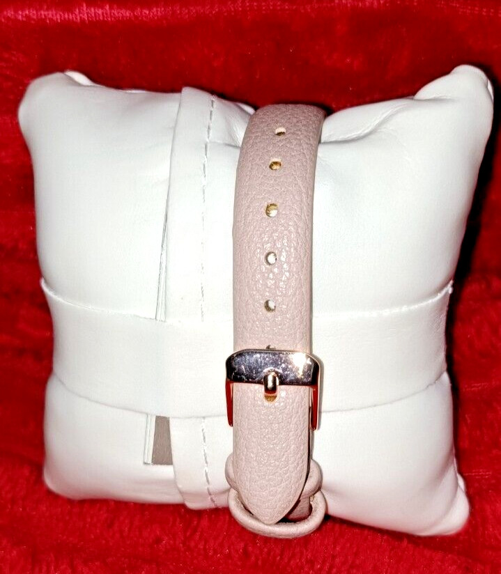 Daisy Fuentes Ladies Quartz Watch Gift Set Inc 2x Bangles + Necklace & Bracelet