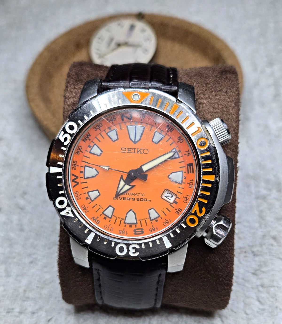 Seiko Scuba Diver’s 200m Automatic Orange Dial 7S35-00F0 47mm