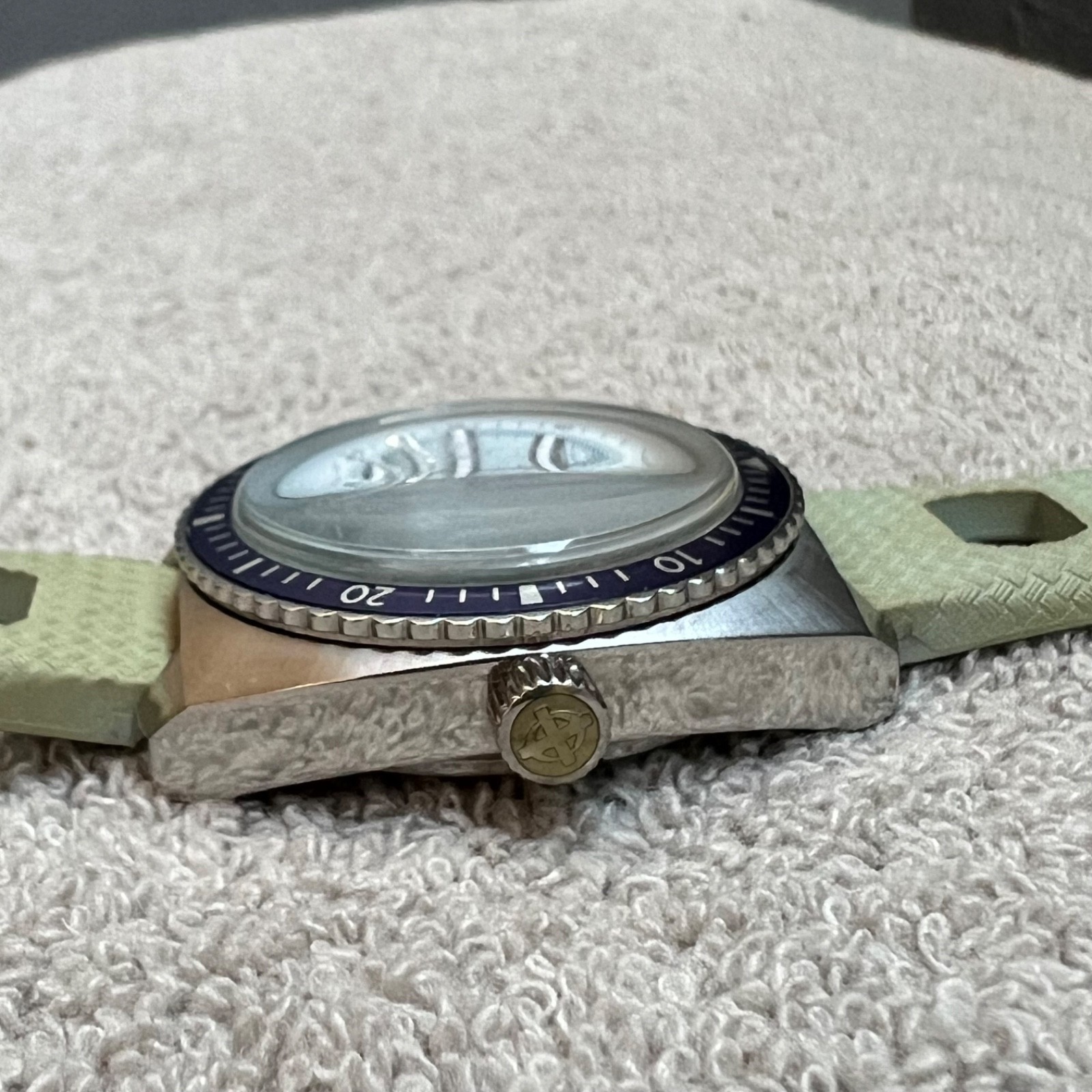 Zodiac Seadragon ZO2230 Skindiver Watch Blue Bazel Blue Dial Swiss Made 100M