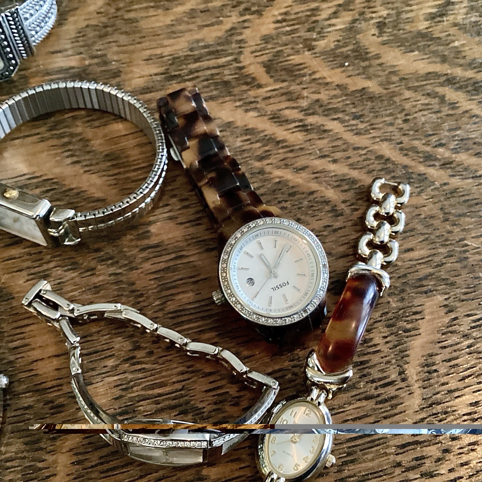 Wristwatch Lot Assorted Men Women Fashion Jewelry Quartz Bakelite Accent Wear