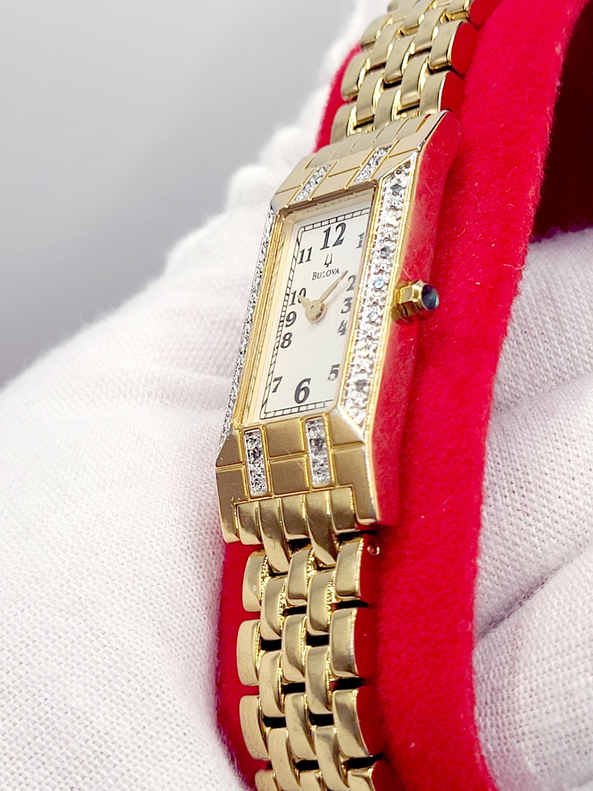 [N.MINT] 16mm Bulova Tank Diamond White Dial Gold Tone Women Watch