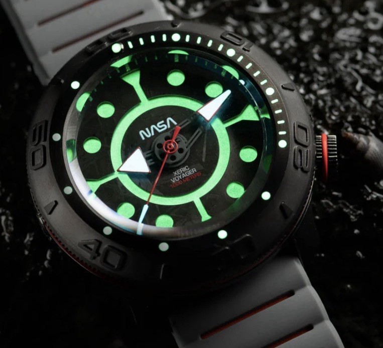 Xeric NASA Voyager Prometheus Automatic Diver Black Red Men’s Watch 3339-03R