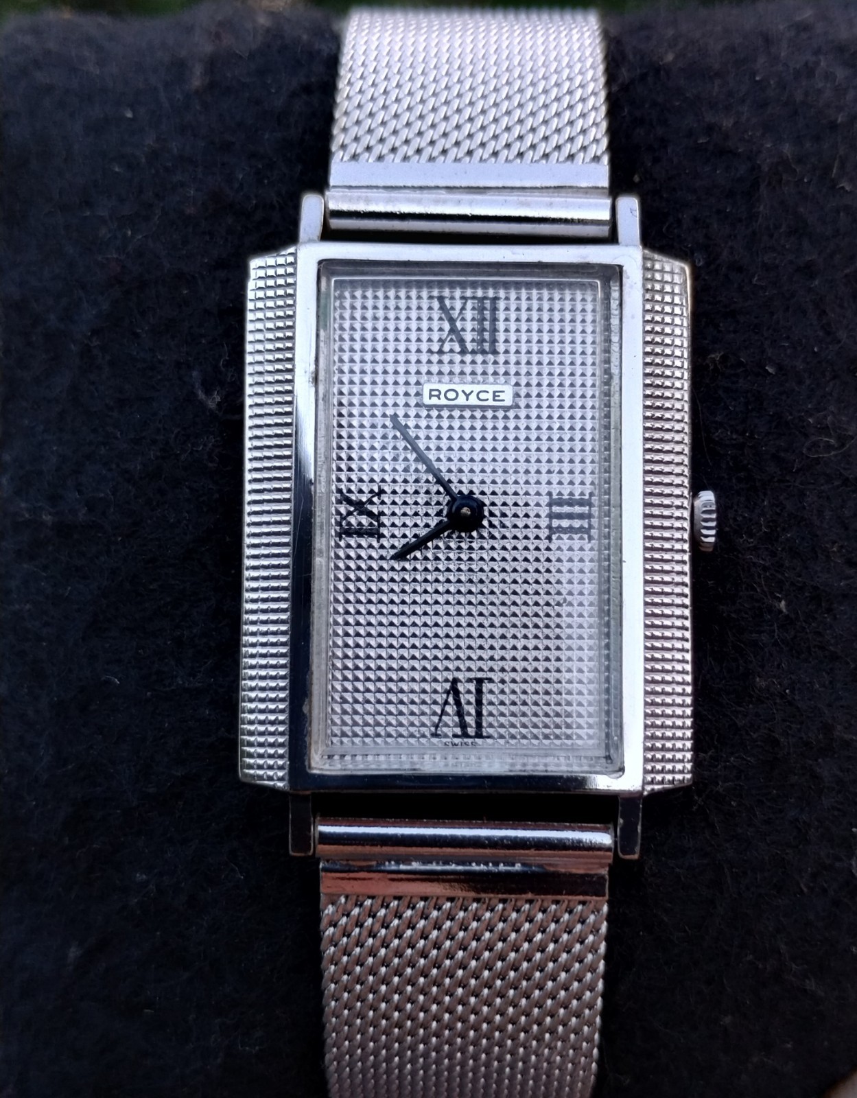 RARE Vintage ROYCE ESKA 17 Jewel Wrist Watch Rhodium Plated