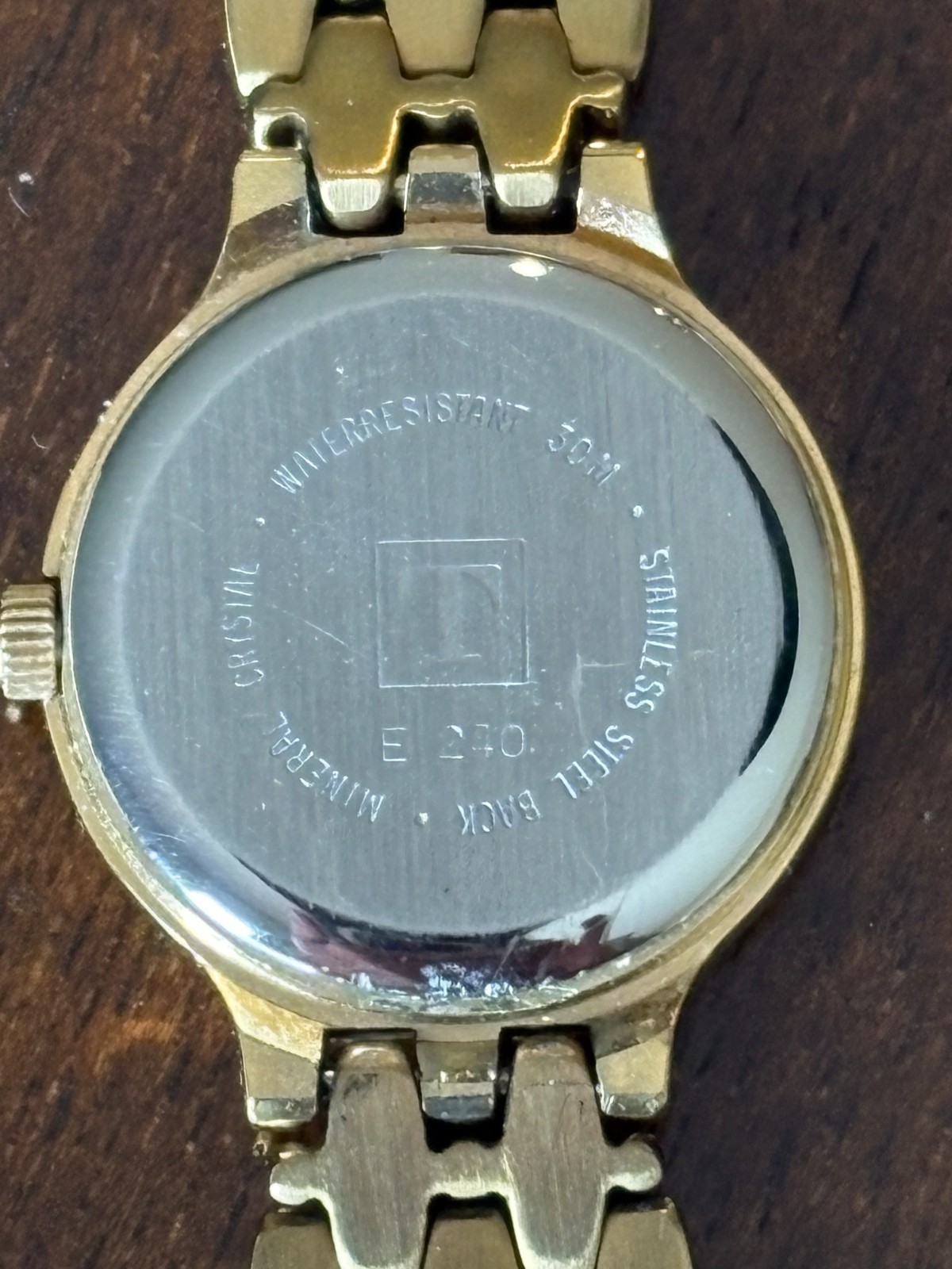 Tissot Ladies dress watch, Vintage from the early 90’s.