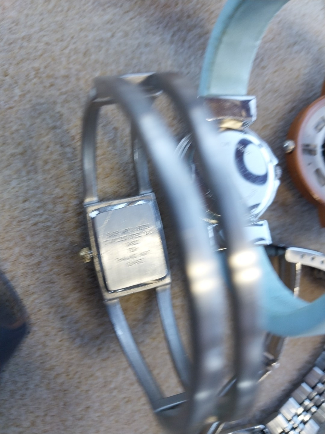 Is 18 none working watches