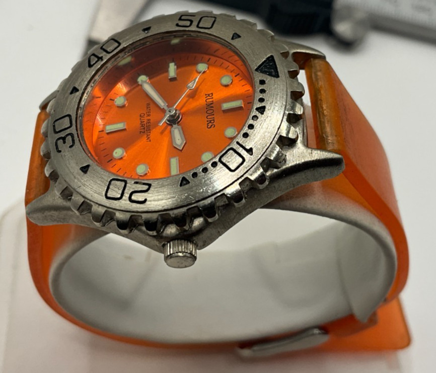 Rarely worn if ever, Rumours womens dive style watch, bold model, new battery