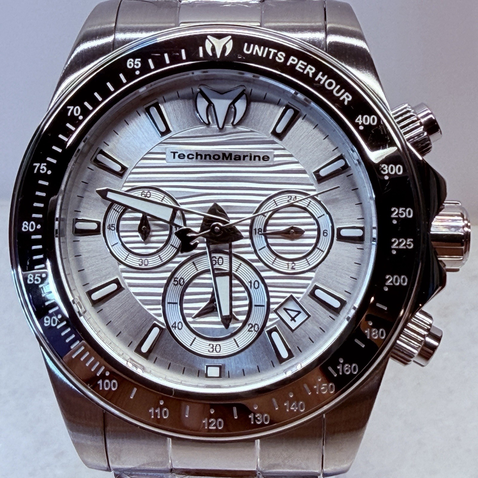 TechnoMarine TM-219000 Chronograph 42mm Men’s Stainless Steel Watch New In Box
