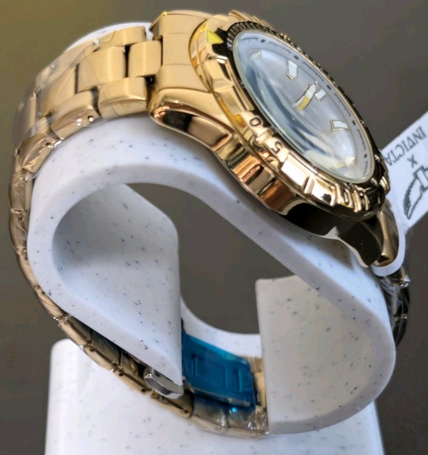 Invicta Specialty Men’s Watch (Model 69031) – Gold Tone & Silver Dial – 42mm