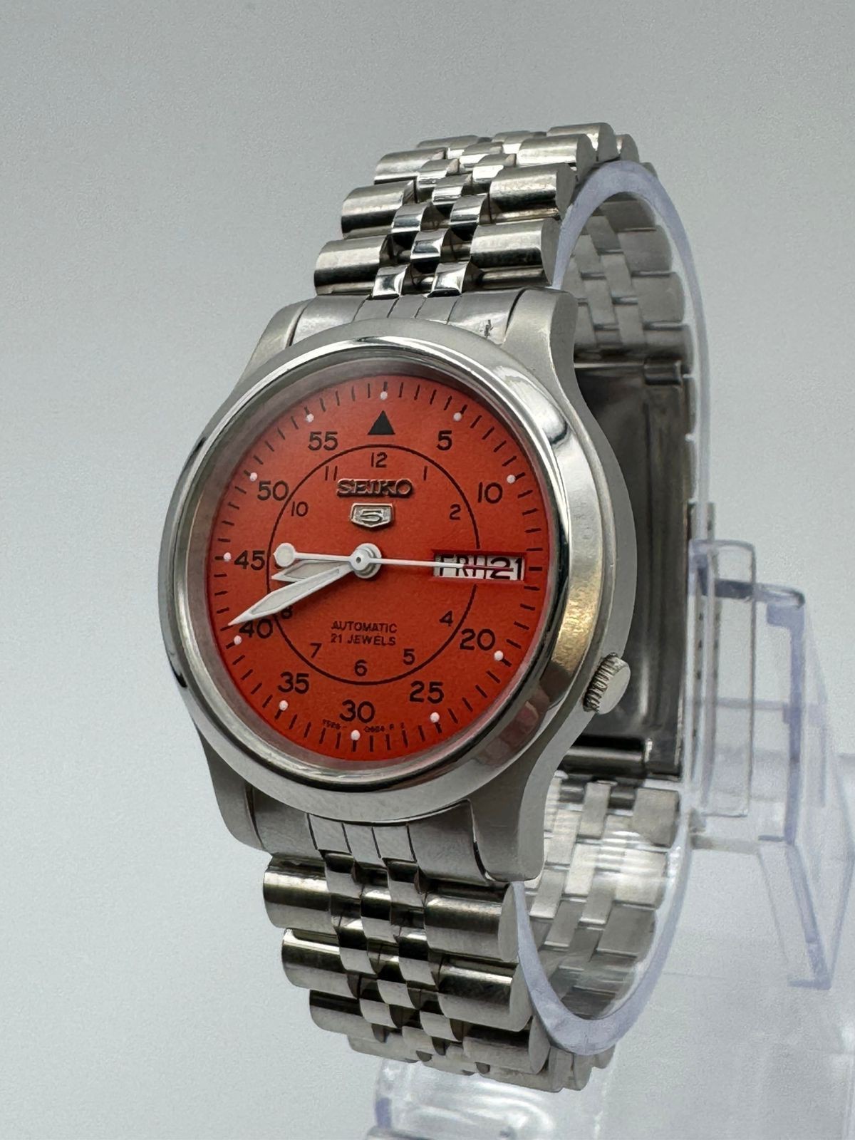 Vintage seiko 5 automatic Orange Milatary Dial Wrist Watch For Mens Japan 7S26