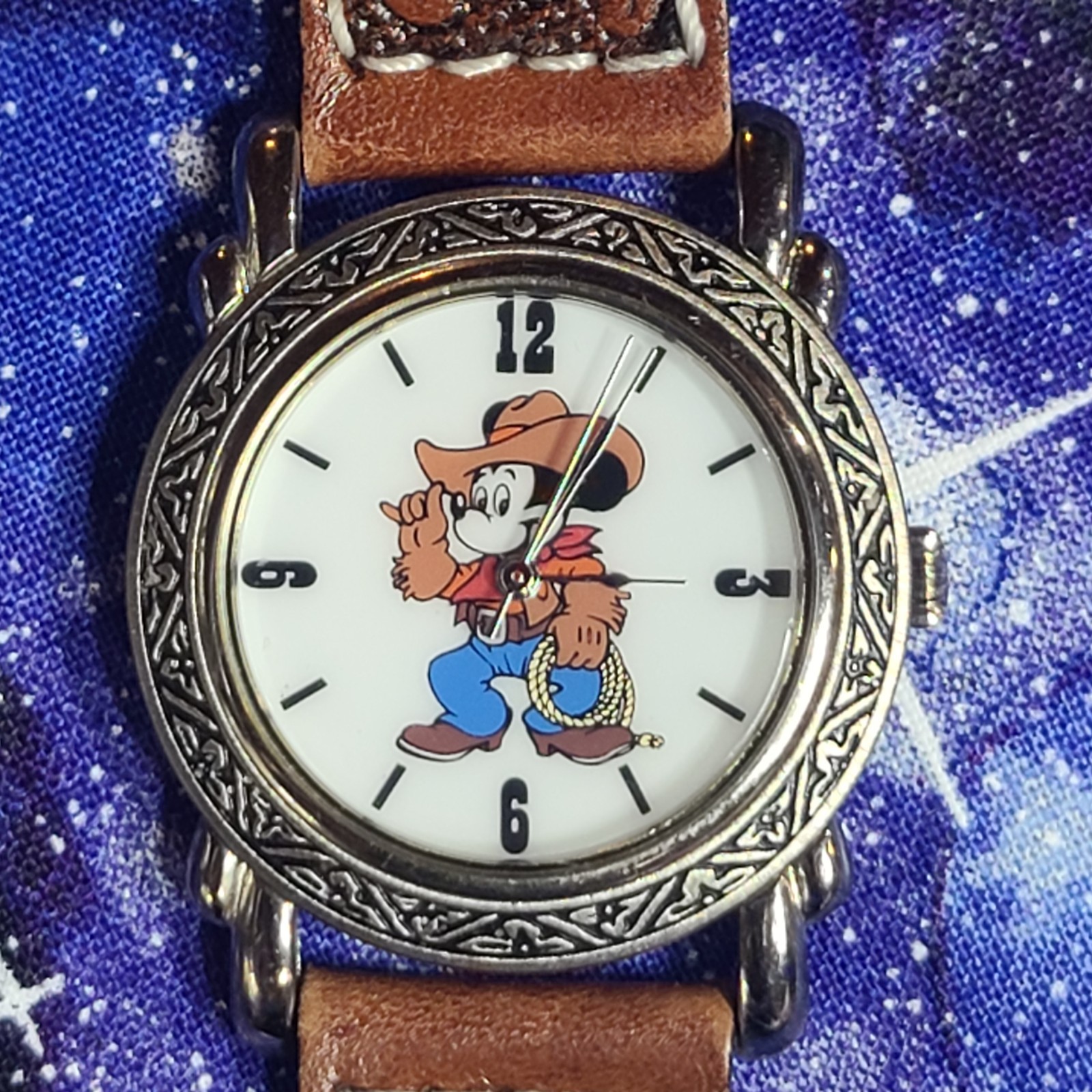 Disney Pedre Cowboy Mickey Mouse Leather Watch Vintage Ready To Wear | See Video