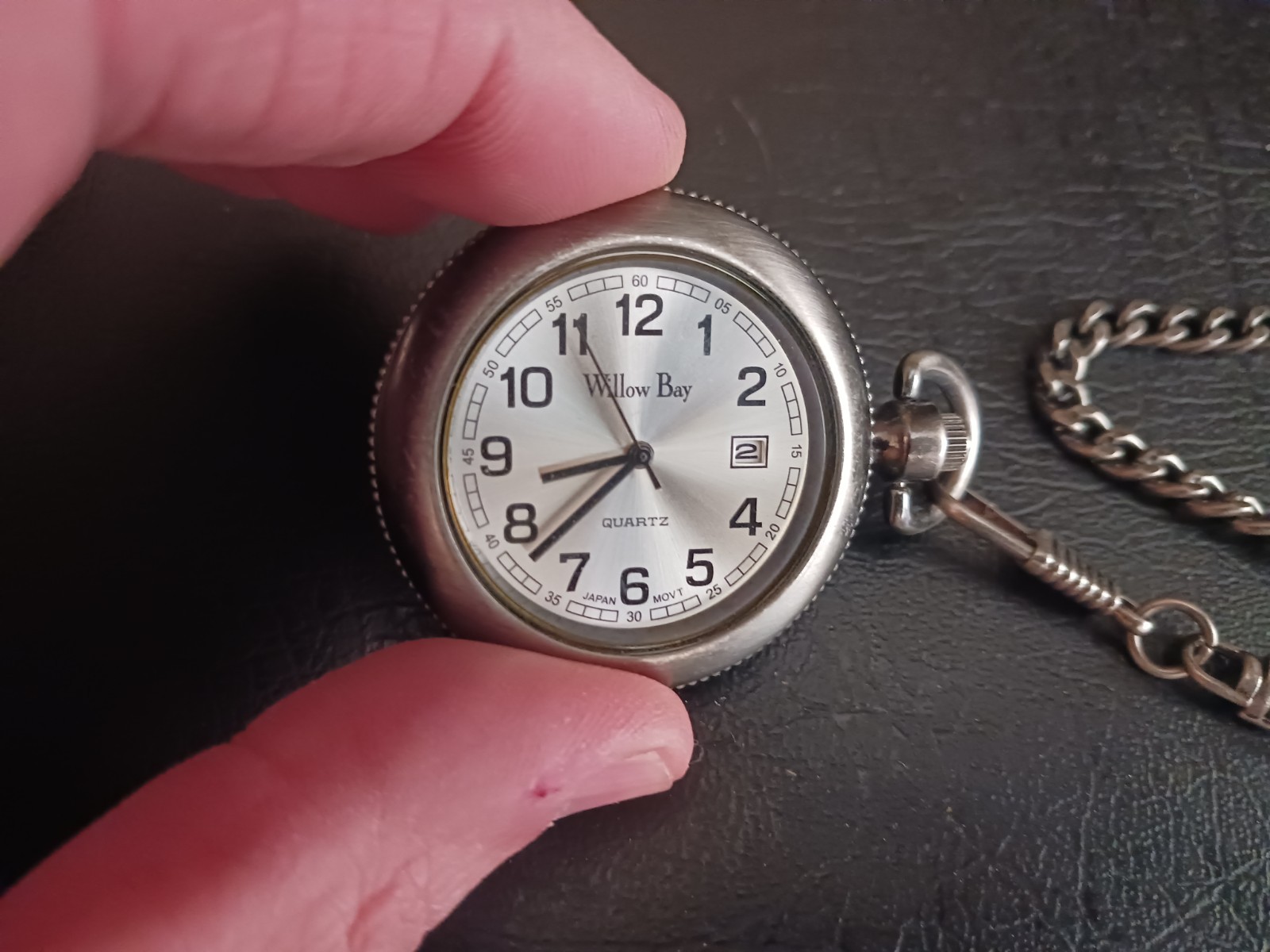 ​Willow Bay BY618 Quartz Pocket Watch + Chain Brushed Silver Tone, Needs Battery