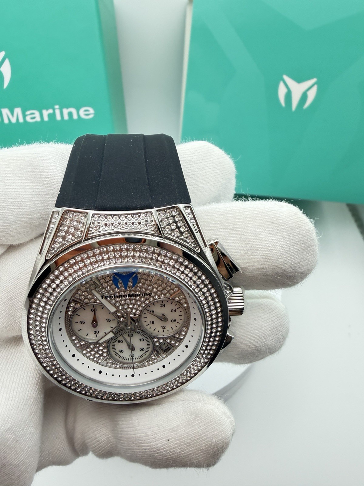 TM-118107-TechnoMarine Cruise Pave 45mm Swiss Ronda Z60 Caliber Women’s Watch.