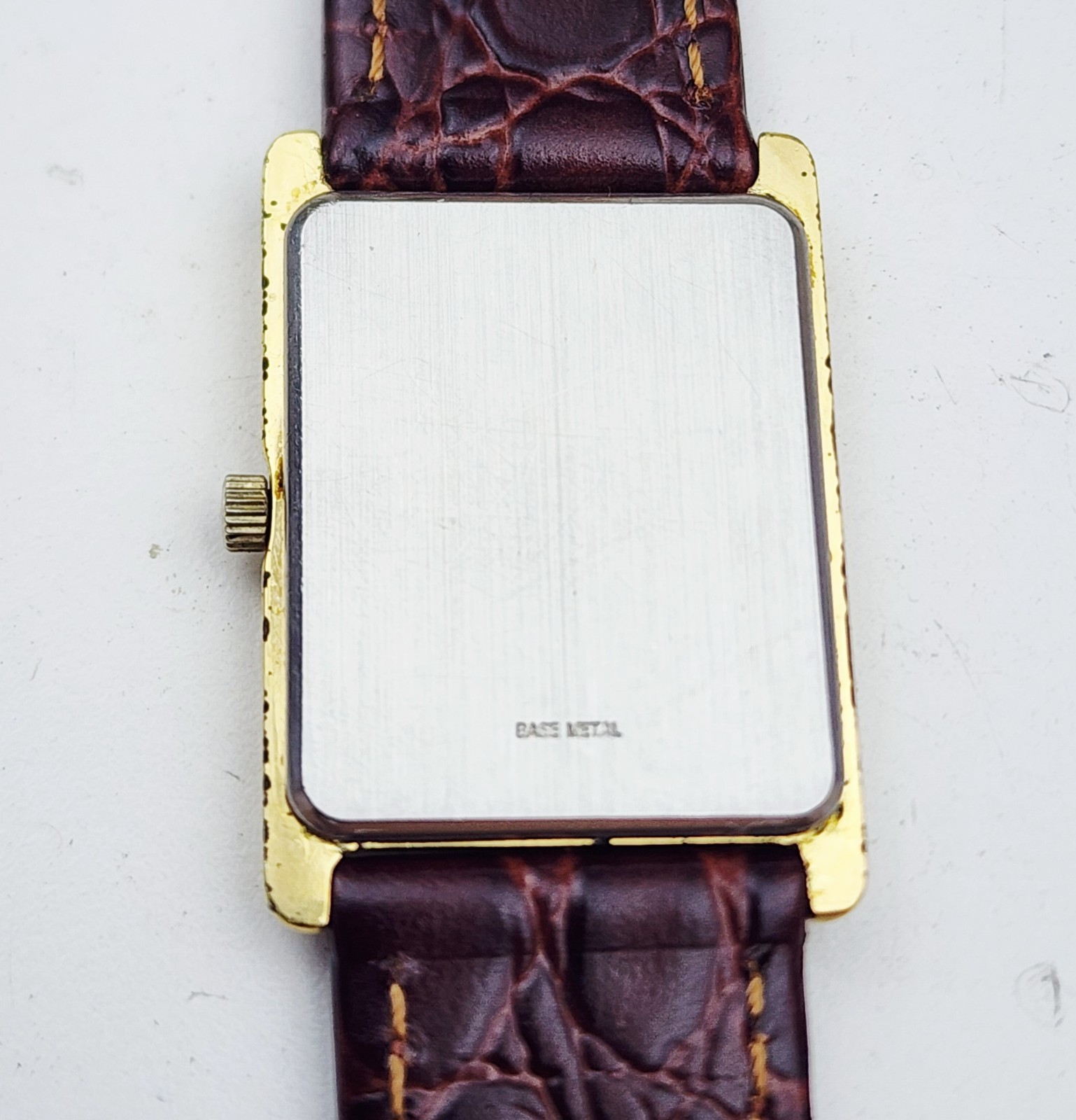 Men’s SWISS Vintage Watch WITTNAUER “Tank” 9782. Midsize