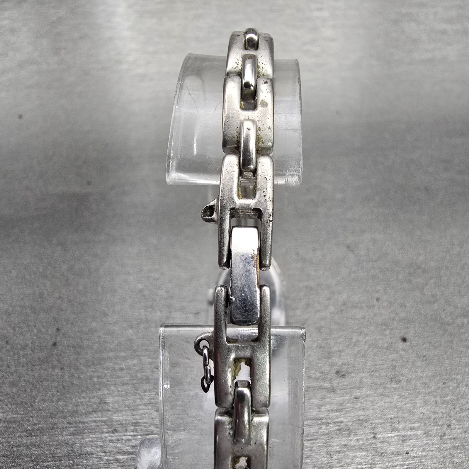 Seiko Tisse Watch Women 13mm Silver Dial Silver Tone Oval 1E20-3B40 New Battery
