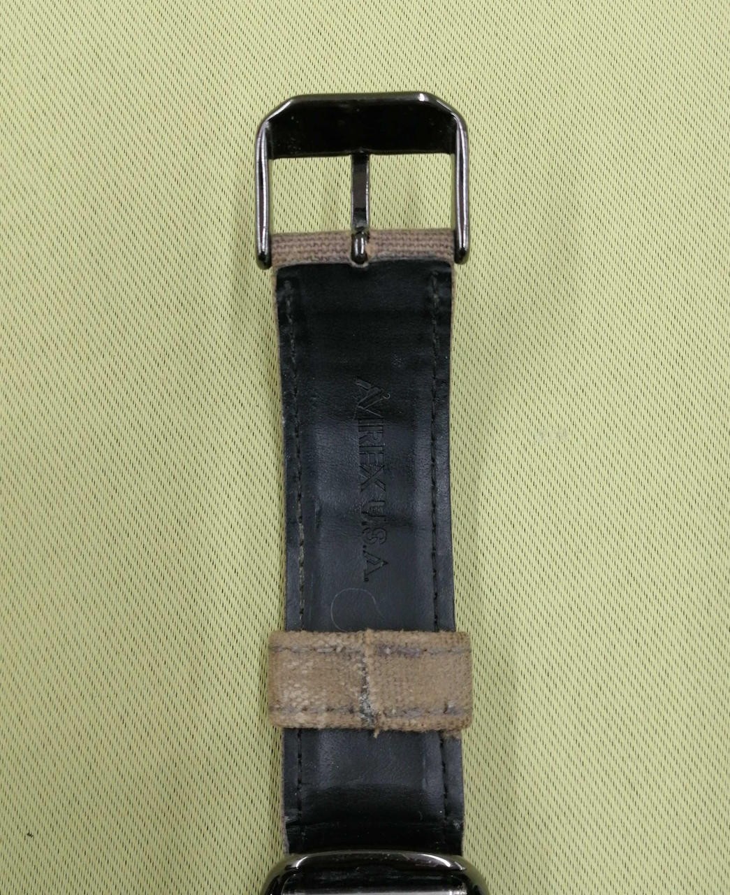 AVIREX AVX-001 quartz watch