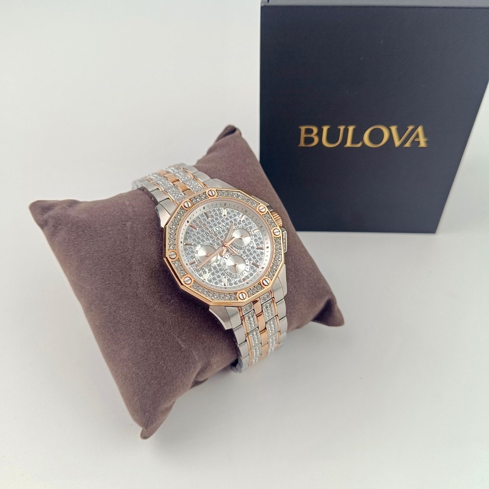 Bulova Octava Men’s Quartz Watch 41.5mm Gold Silver Crystal Two-Tone 98C133