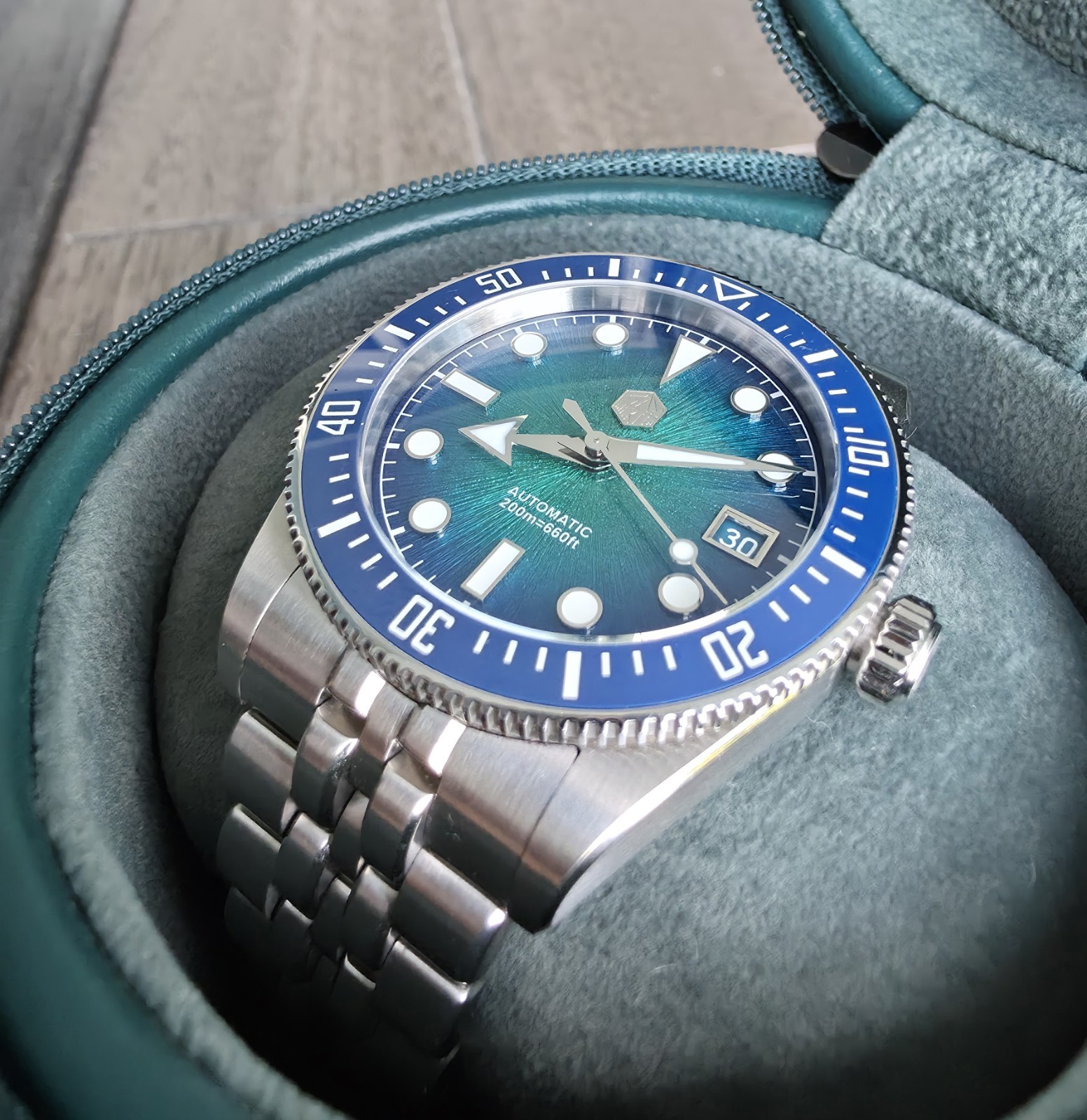 SAN MARTIN SN0148 Miyota 9015 Automatic Gradient Dial 37.5mm 20ATM Diver’s Watch