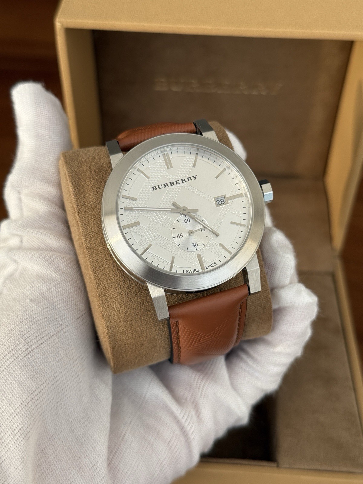 Burberry the city brown leather strap men’s watch bu9904
